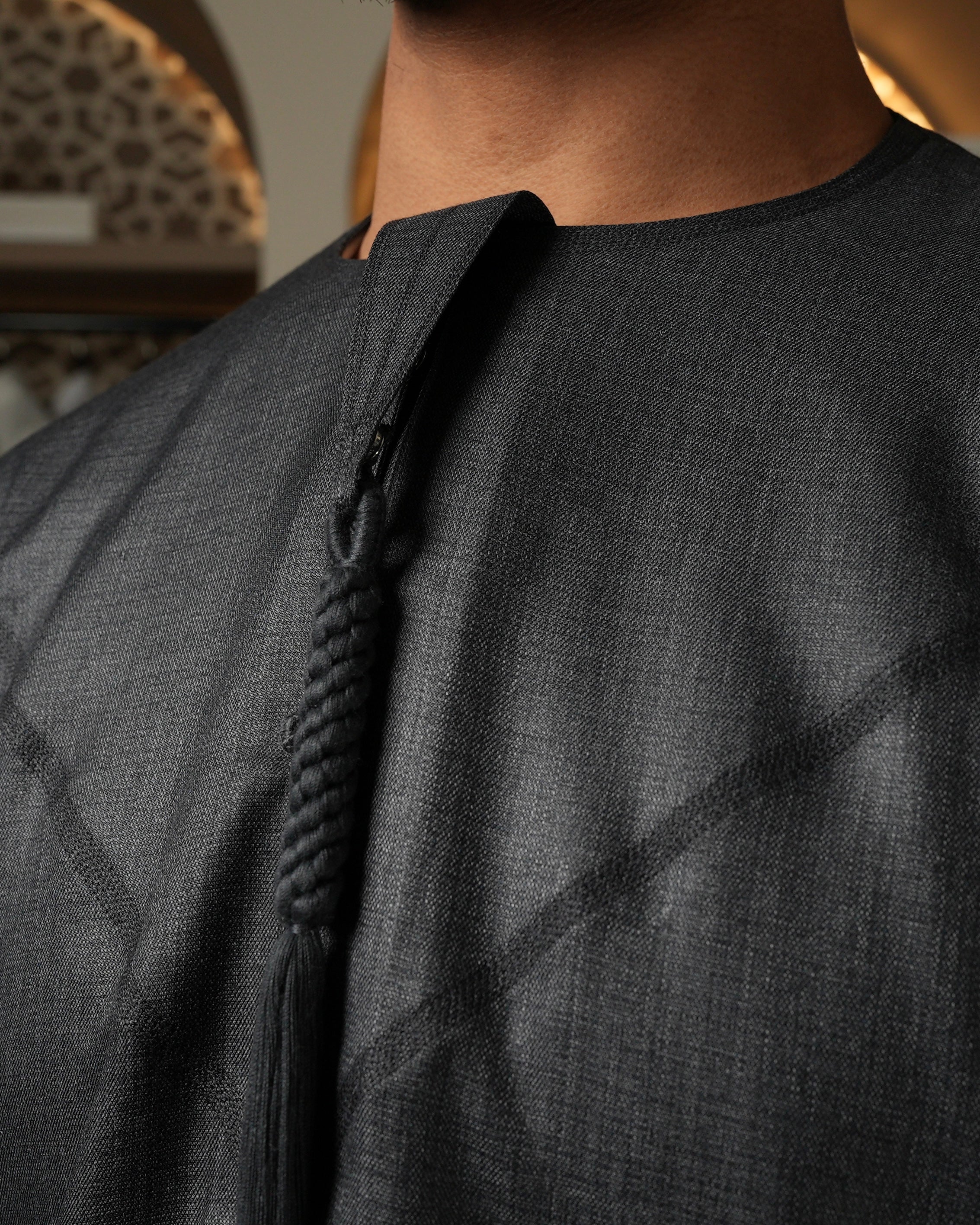 Cashmere Charcoal Emirati Thobe
