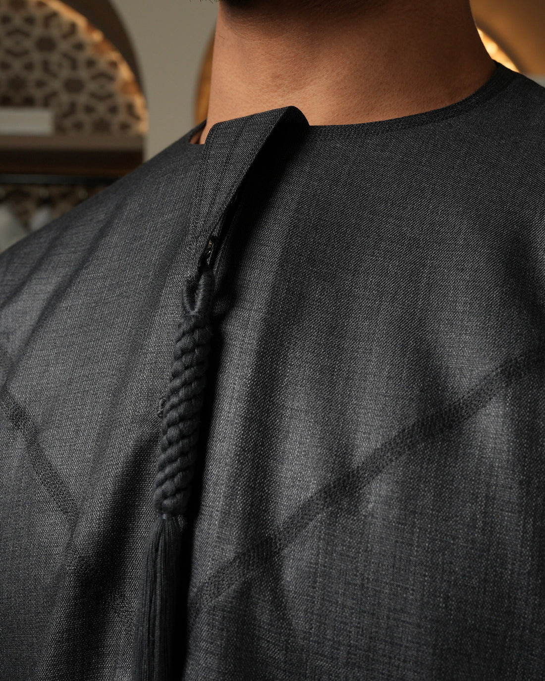 Cashmere Charcoal Emirati Thobe
