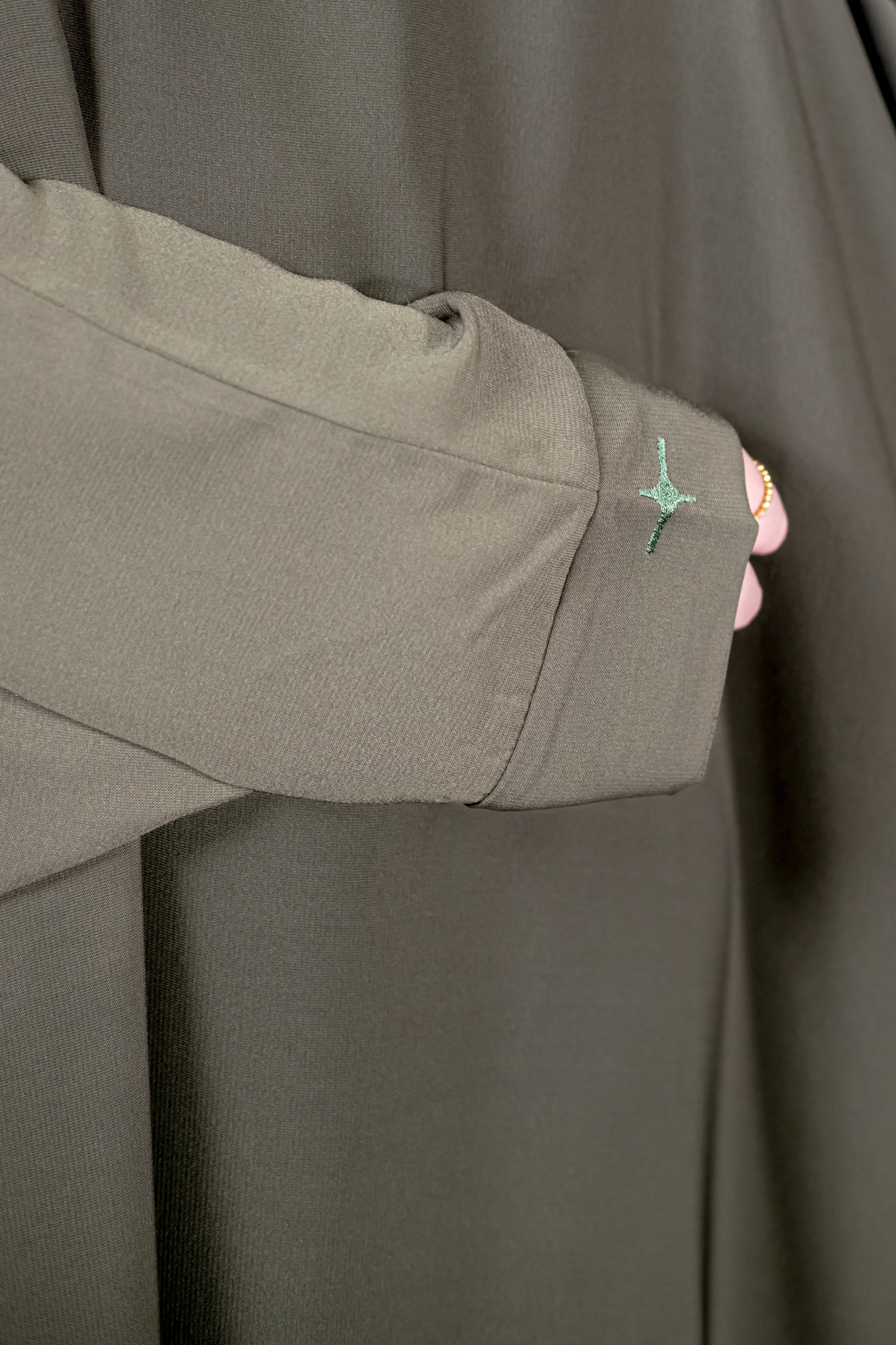 Olive Plain Batwing Abaya