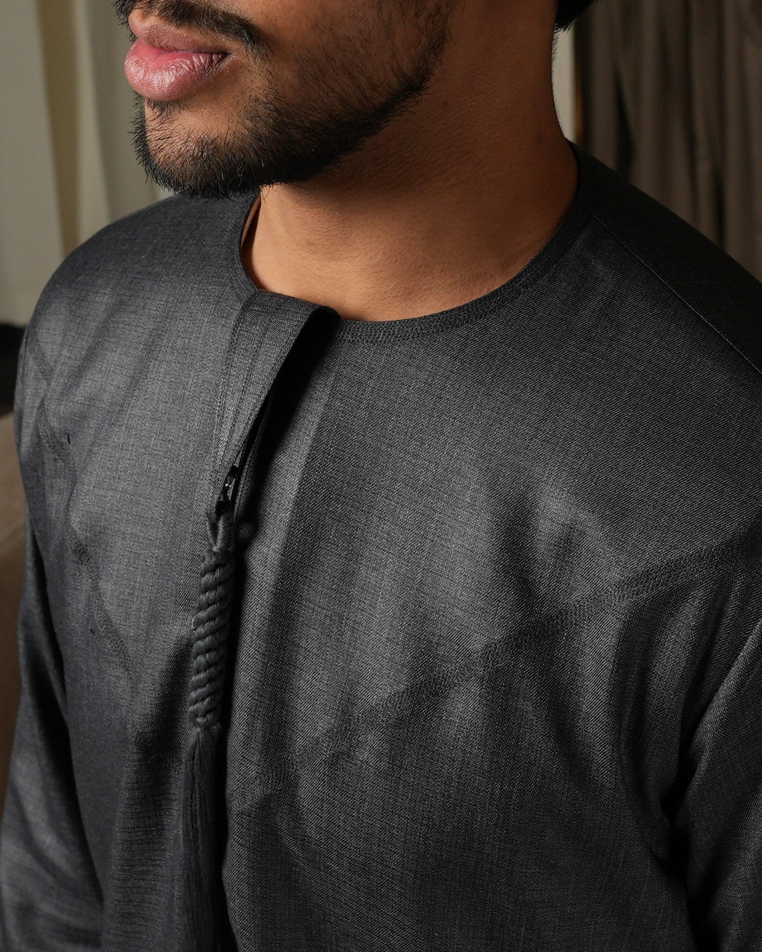 Cashmere Charcoal Emirati Thobe