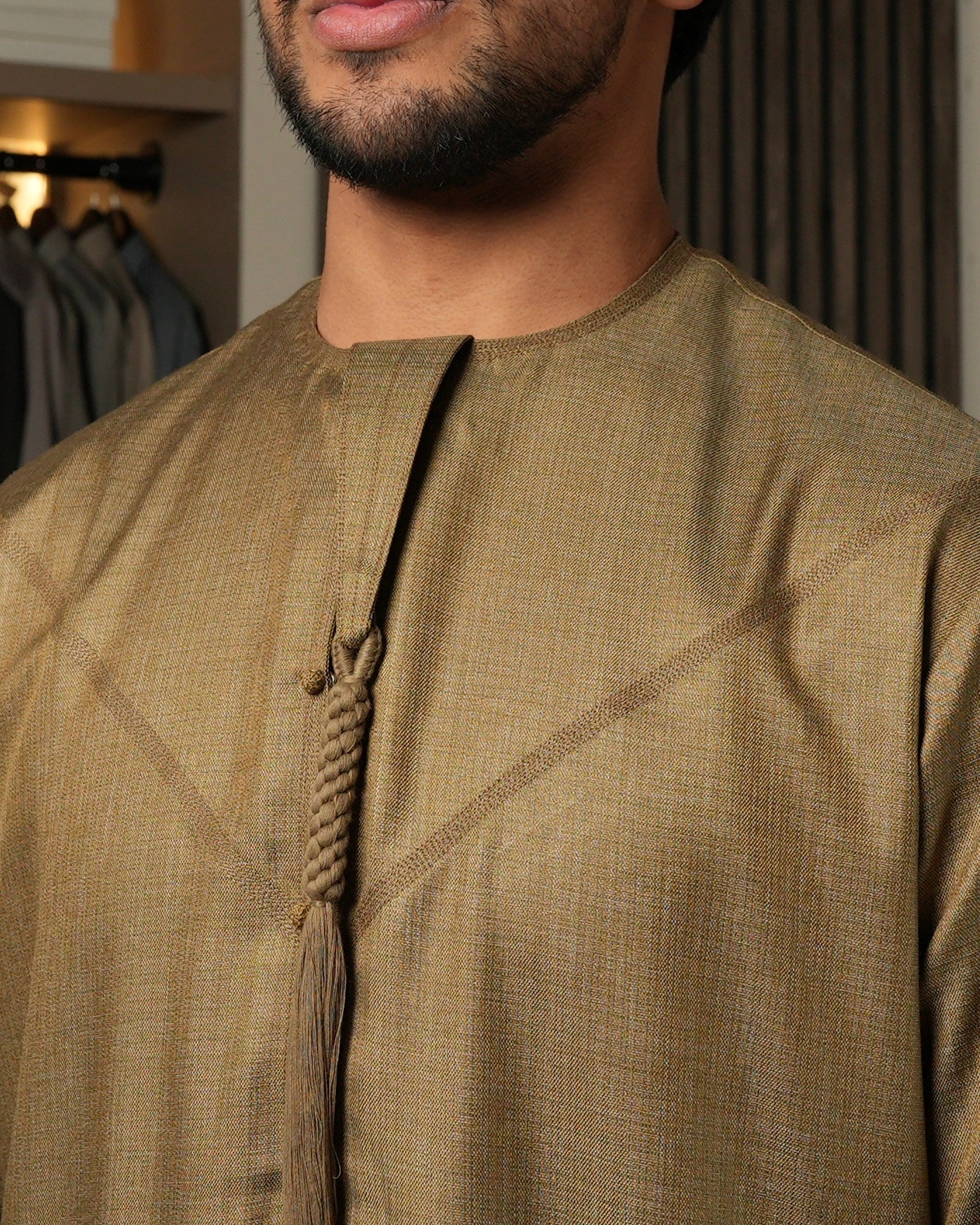 Cashmere Gold Emirati Thobe