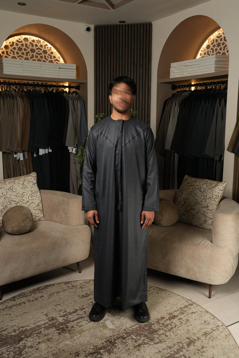 Cashmere Charcoal Emirati Thobe