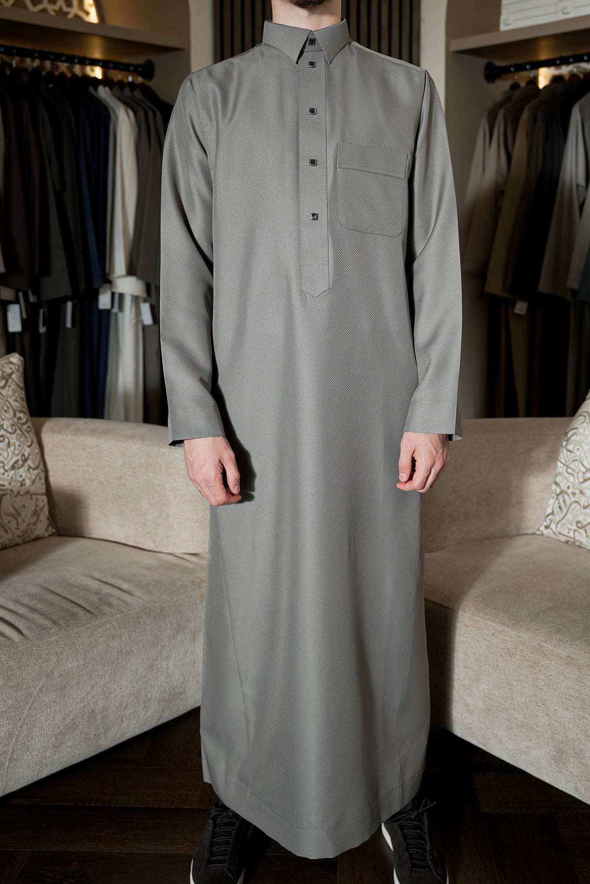 Classic Silver Button Thobe