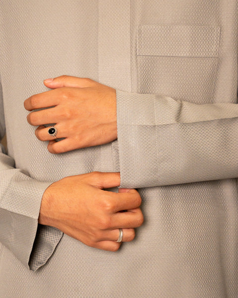 Classic Silver Diamond Thobe